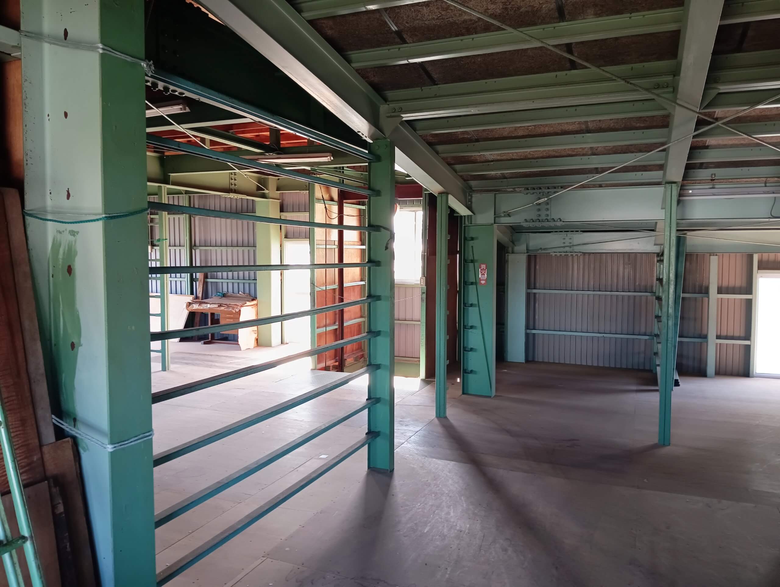 富田2丁目事務所付き倉庫_8